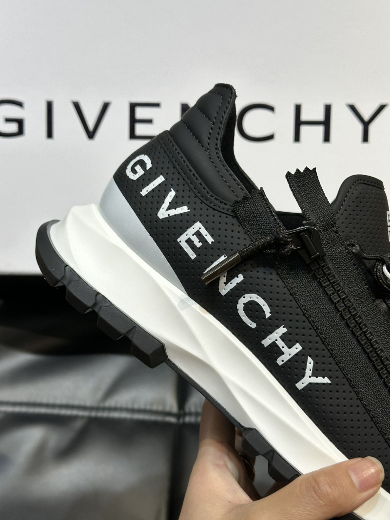 Givenchy Sneakers